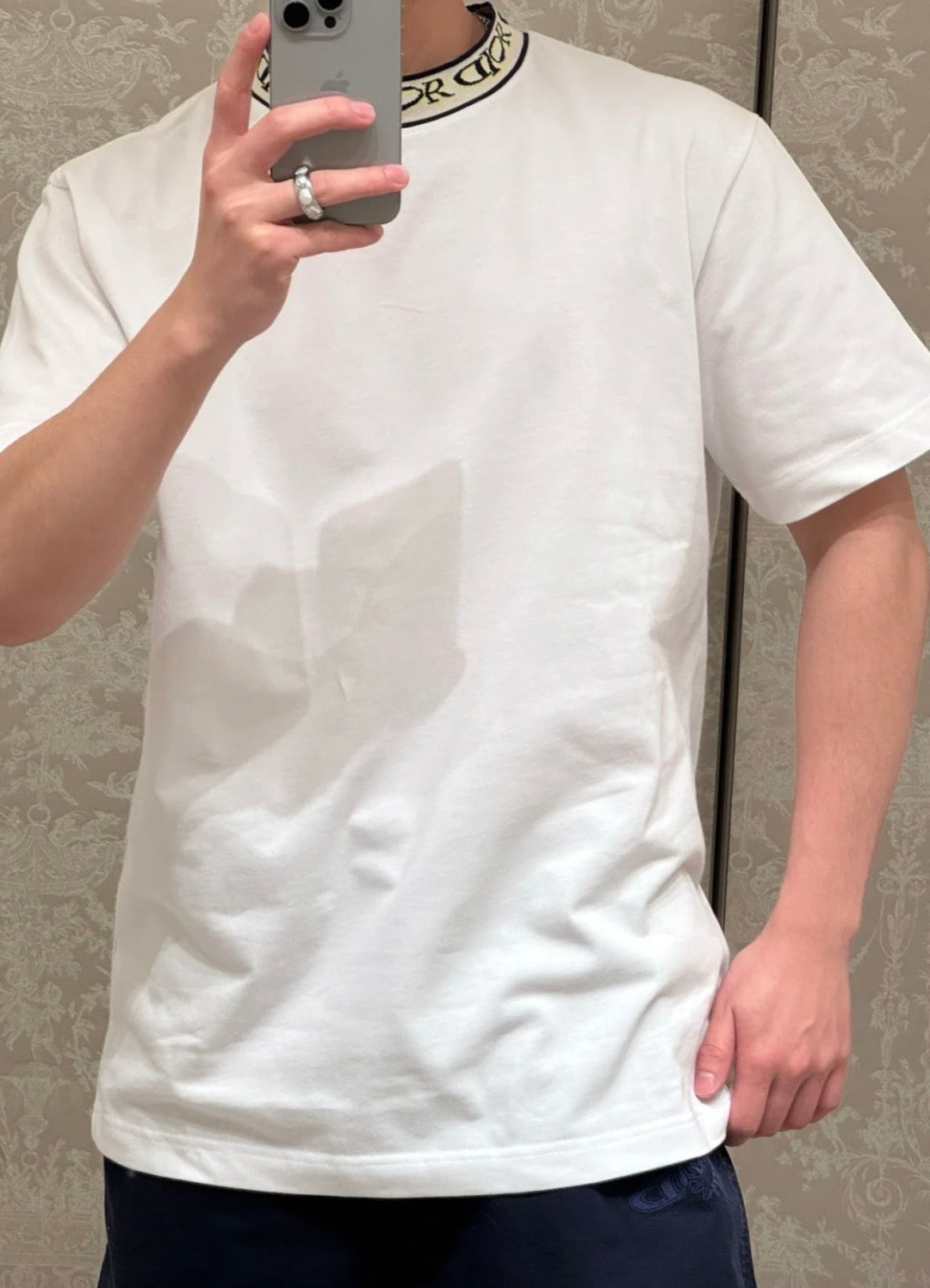 디올 / 아트 로고 쇼트 티셔츠