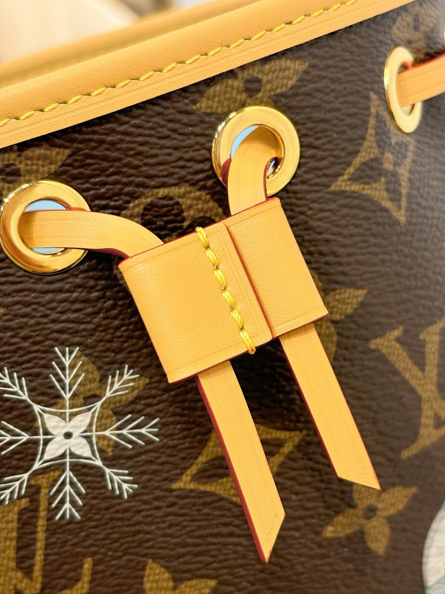 루이비통 / 나노 노에