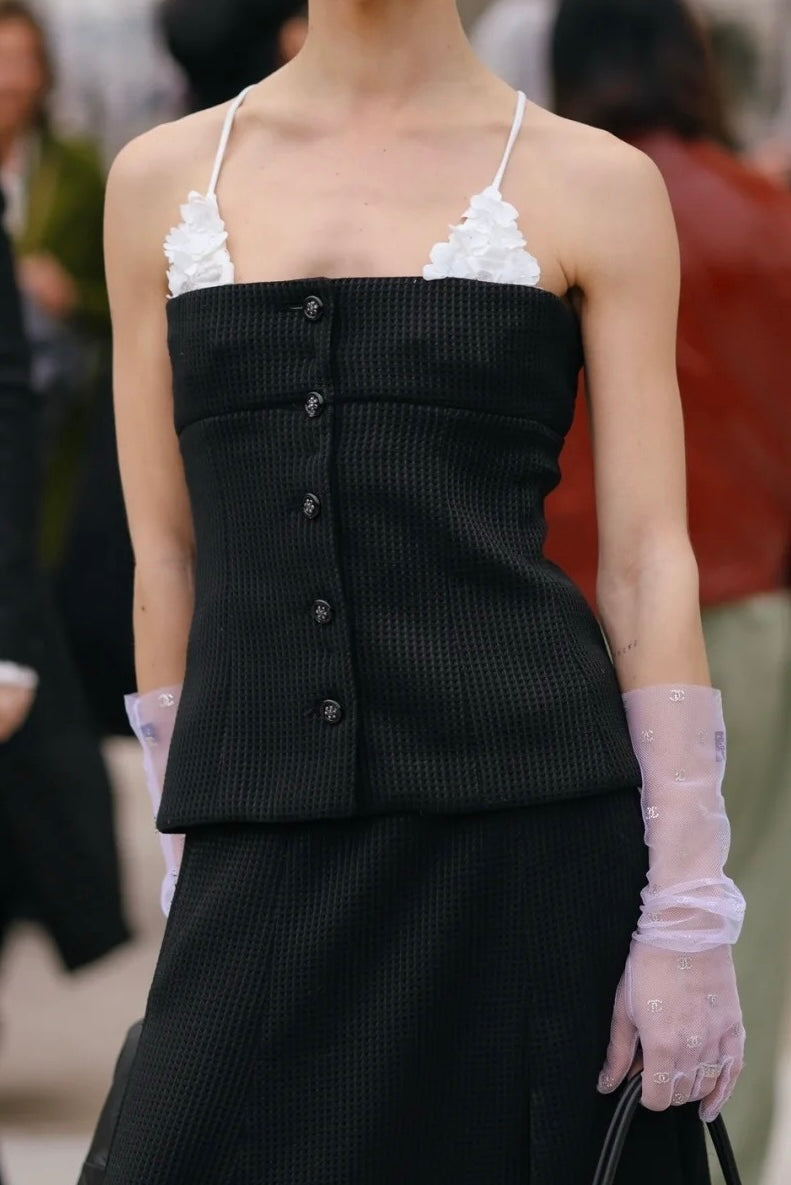 샤넬 / 스트링 플라워 무늬 슬리브리스 베스트