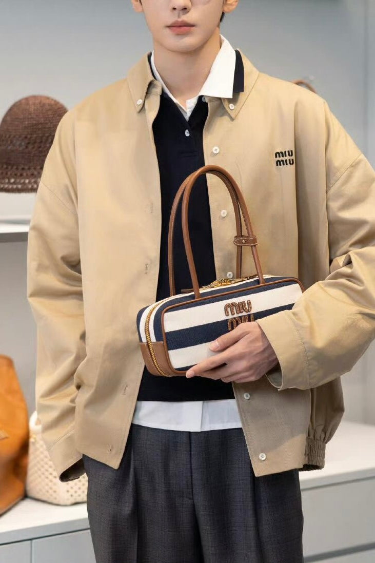 미우미우 / 로고 자수 버튼 자켓