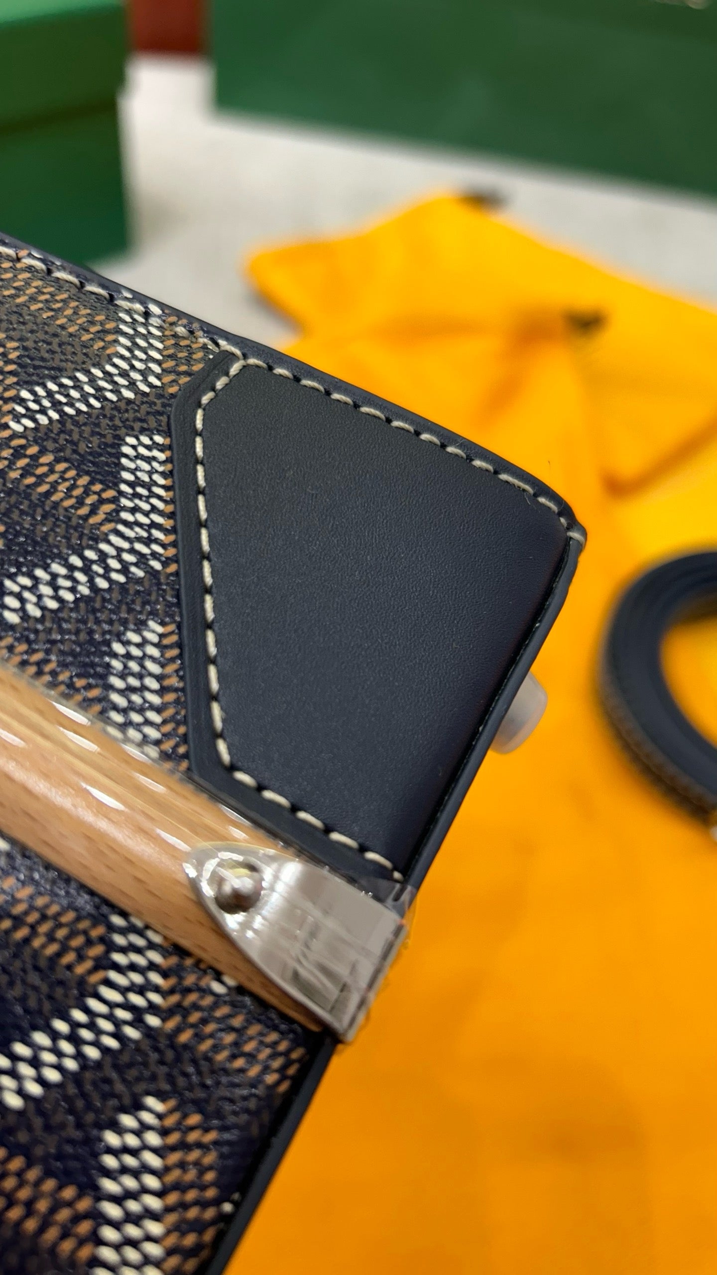 고야드 / 소프트 사이공 백 미니