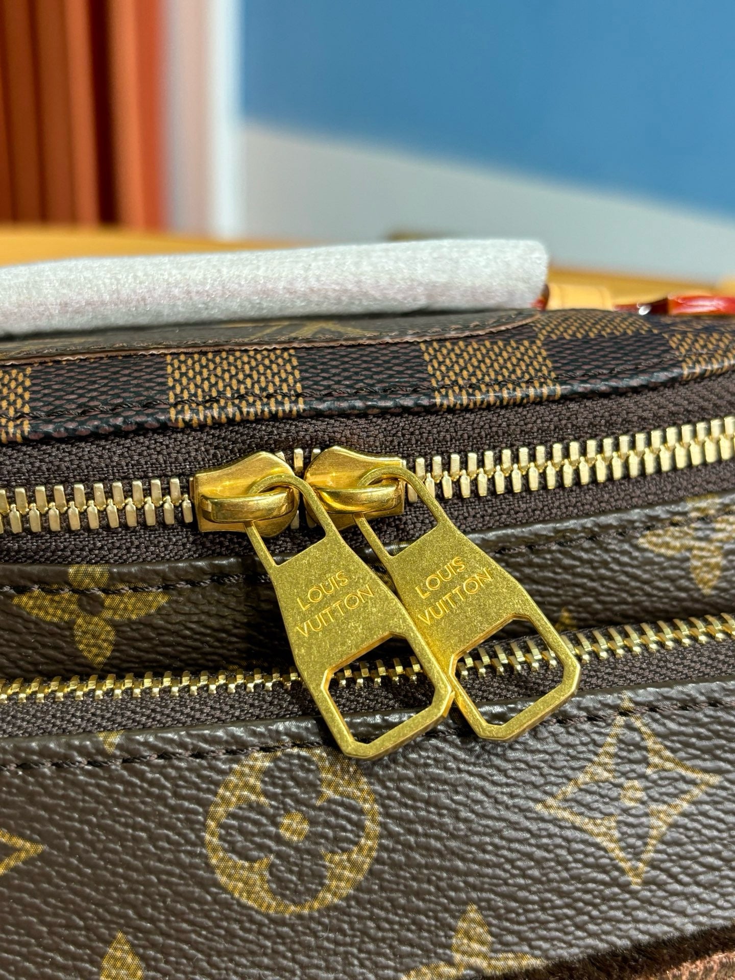 루이비통 / 러시 범백