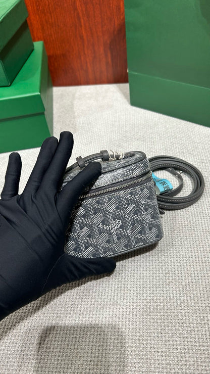 고야드 / 뮤즈 바니티 나노