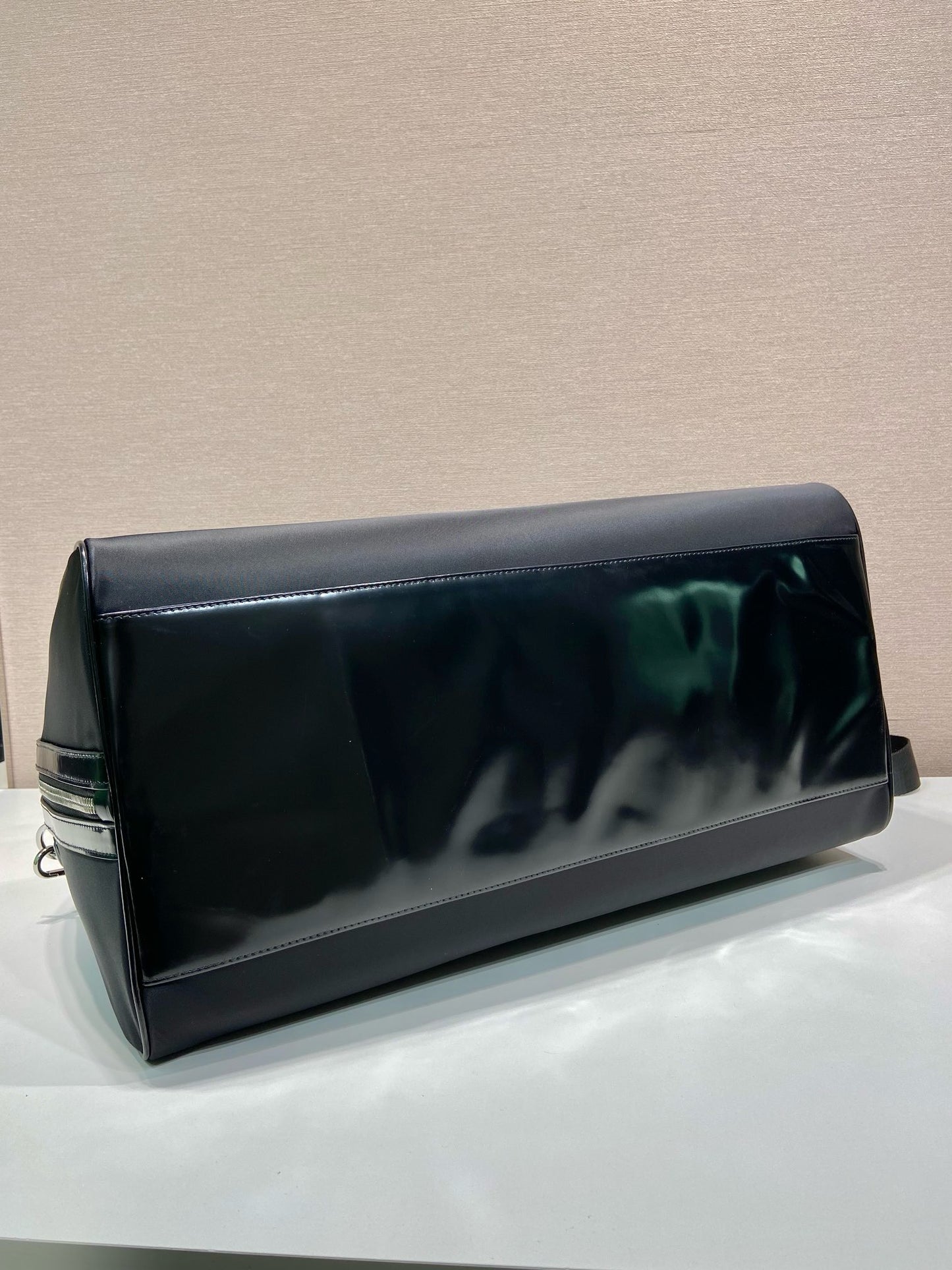 프라다 / 리나일론 브러쉬드 보스턴백