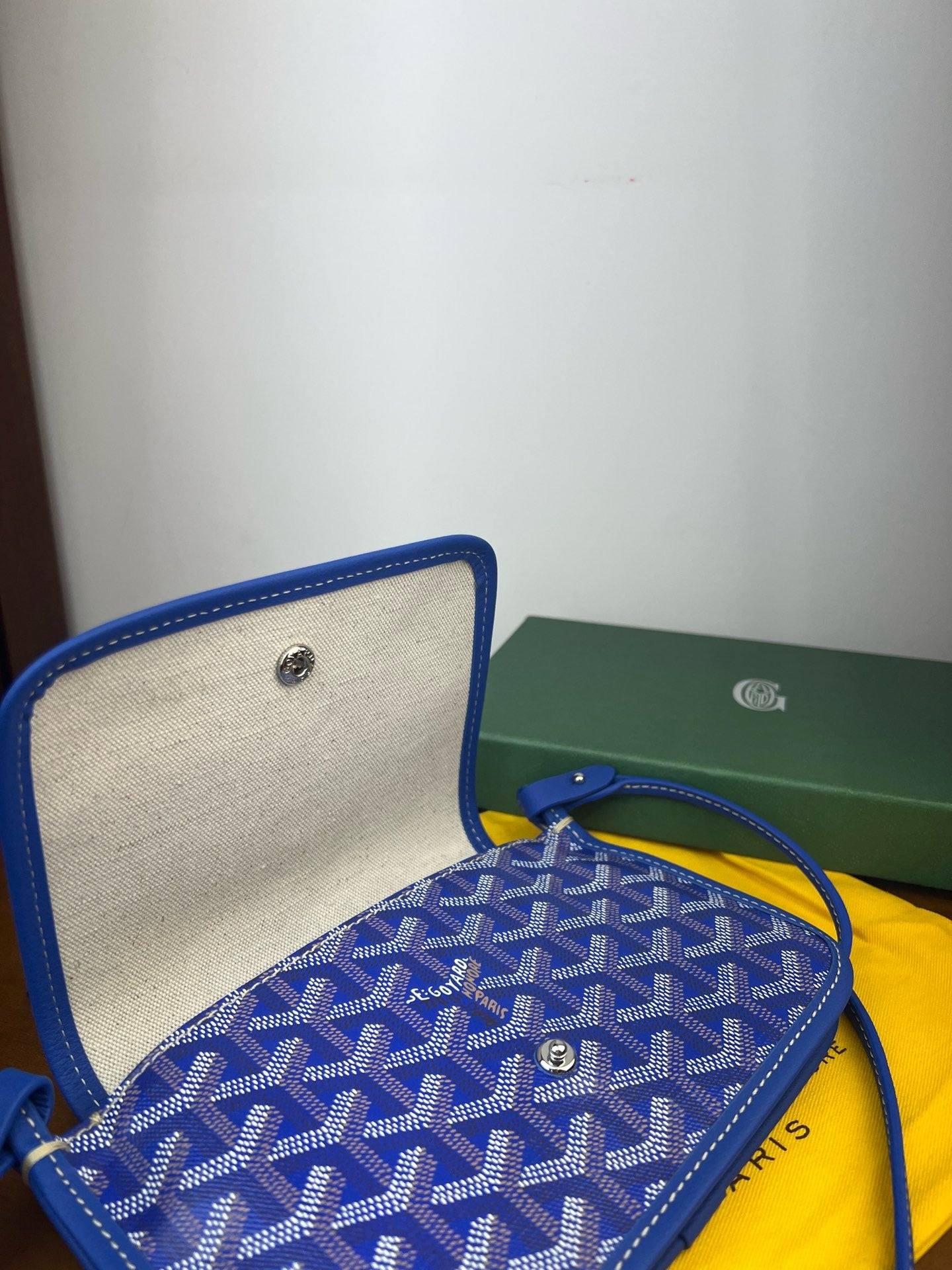 고야드 / 플뤼메 클러치 지갑