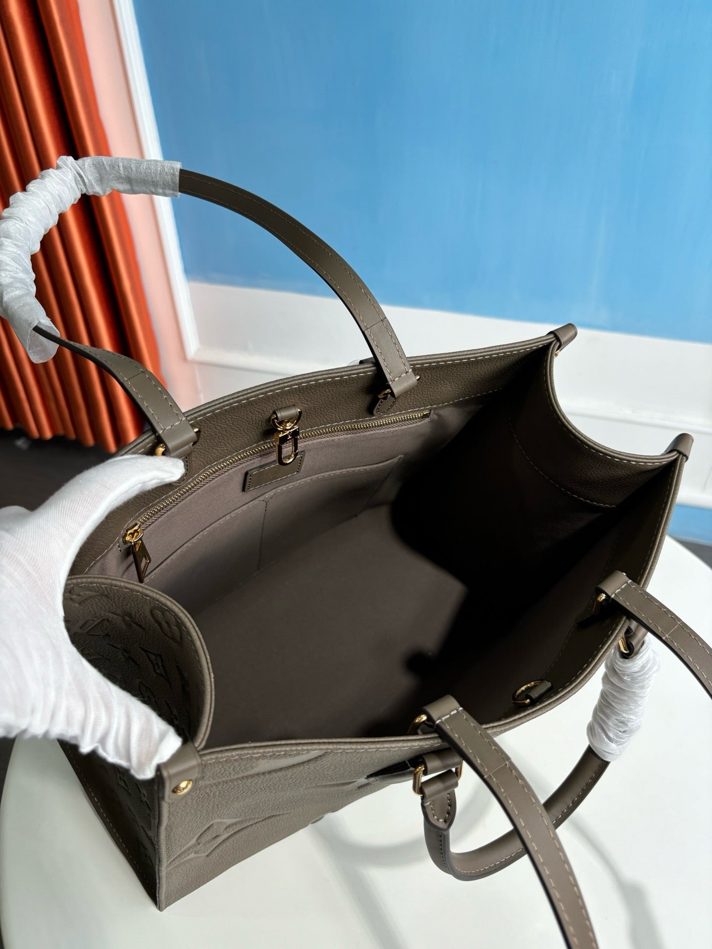 루이비통 / 온더고 MM