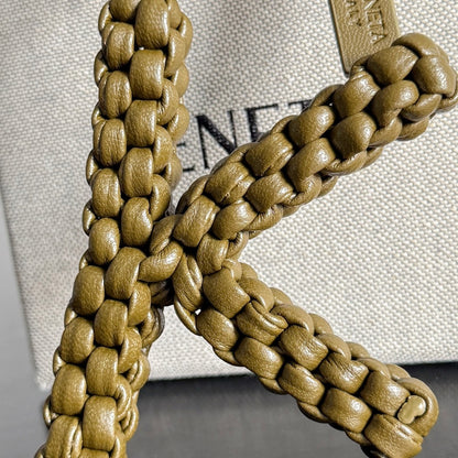 보테가 베네타 / 레터 K 참