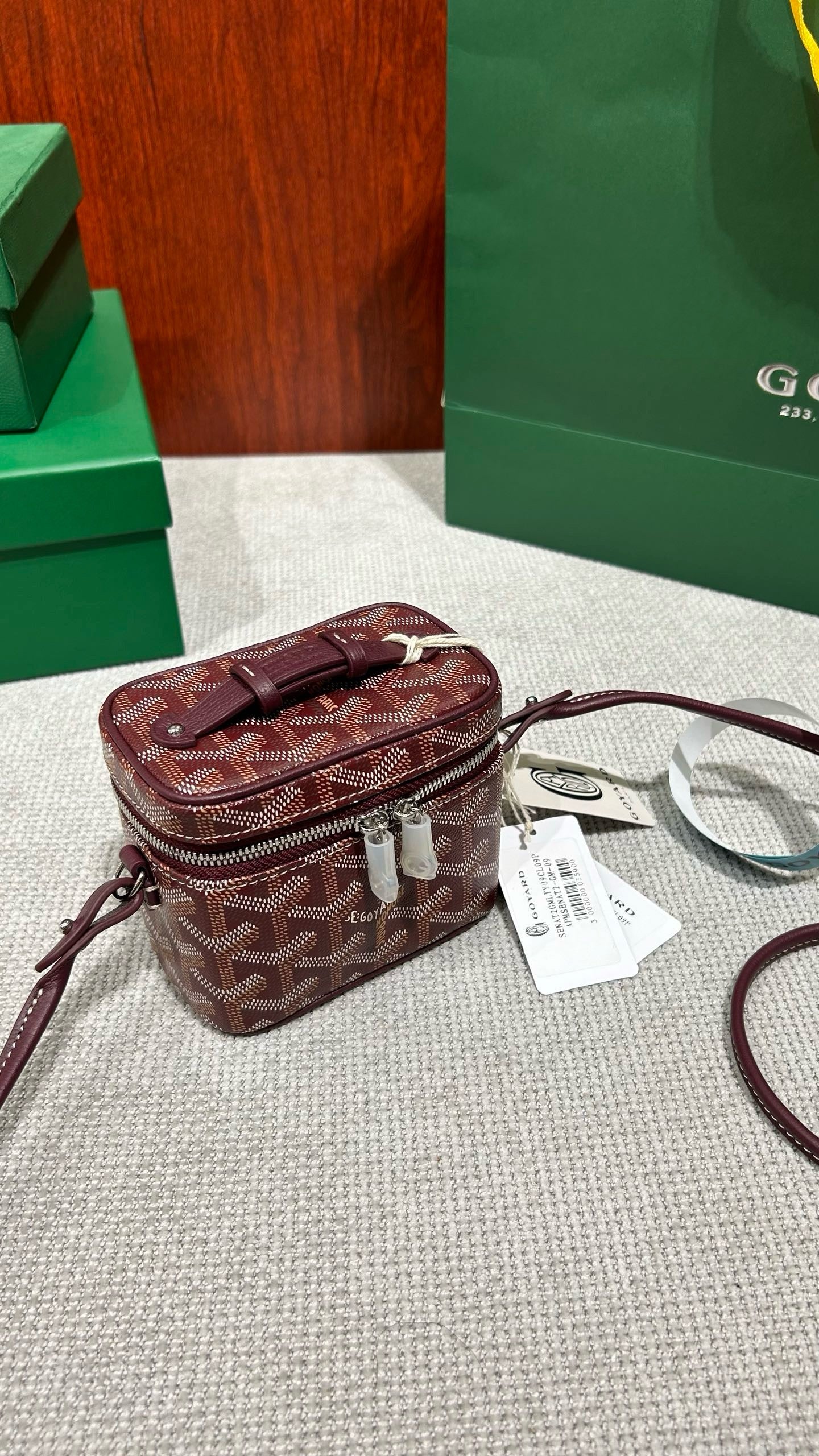 고야드 / 뮤즈 바니티 나노