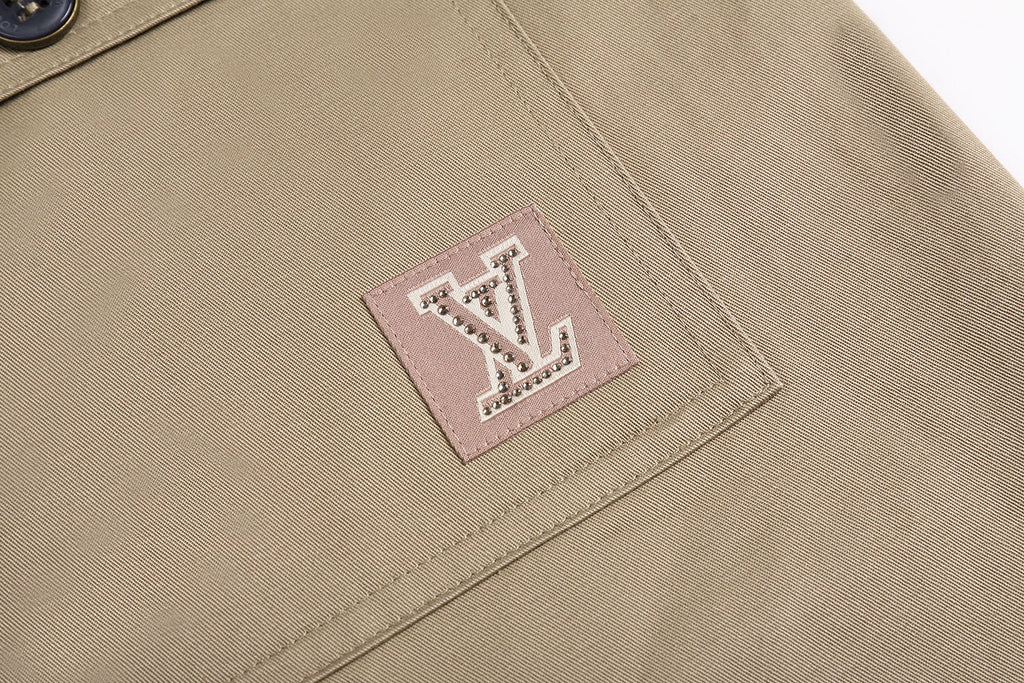 루이비통 / LV 로고 패치 밴딩 쇼츠