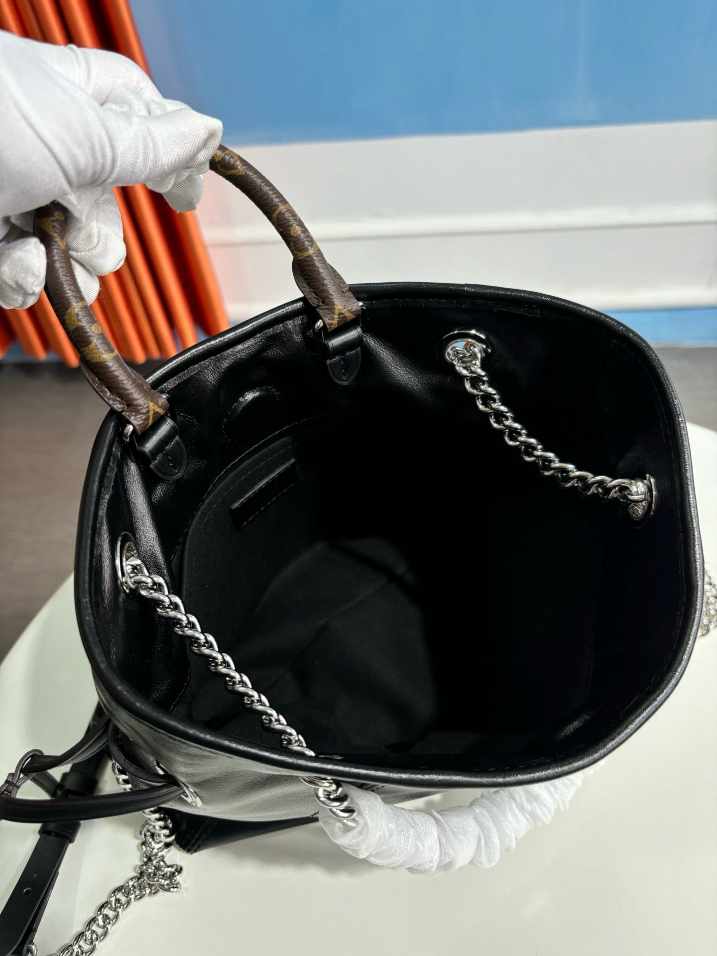 루이비통 / 오프 듀티 백팩 바이브