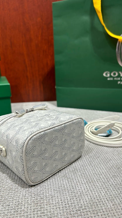 고야드 / 뮤즈 바니티 나노