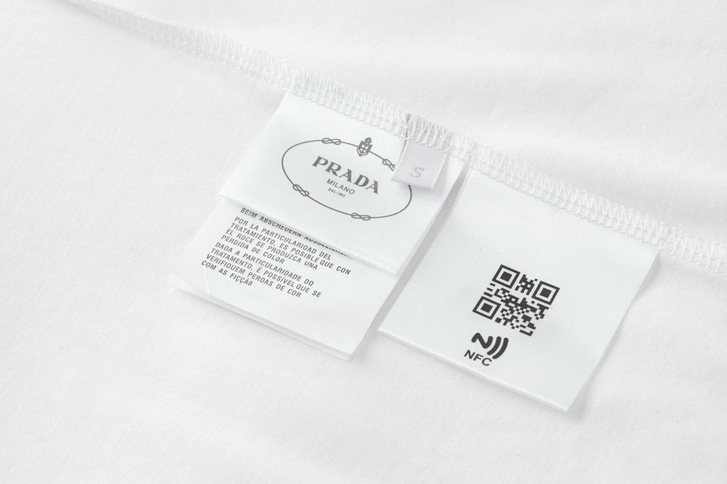 프라다 / 지퍼 포켓 쇼트 티셔츠