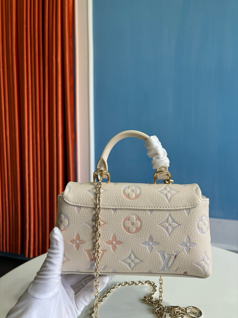 루이비통 / 나노 마들렌