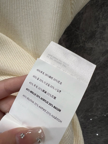 프라다 / 레터링 자수 티셔츠
