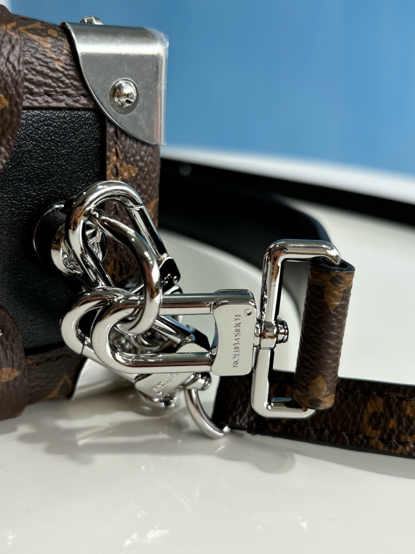 루이비통 / 사이드 트렁크 바이브 MM