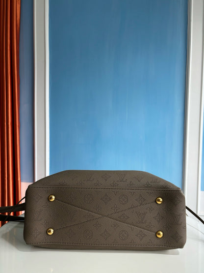 루이비통 / 벨라 토트