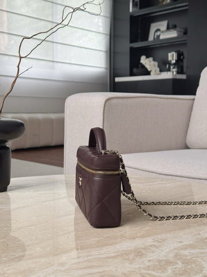 샤넬 / 25k lp 체인 코스메틱 케이스