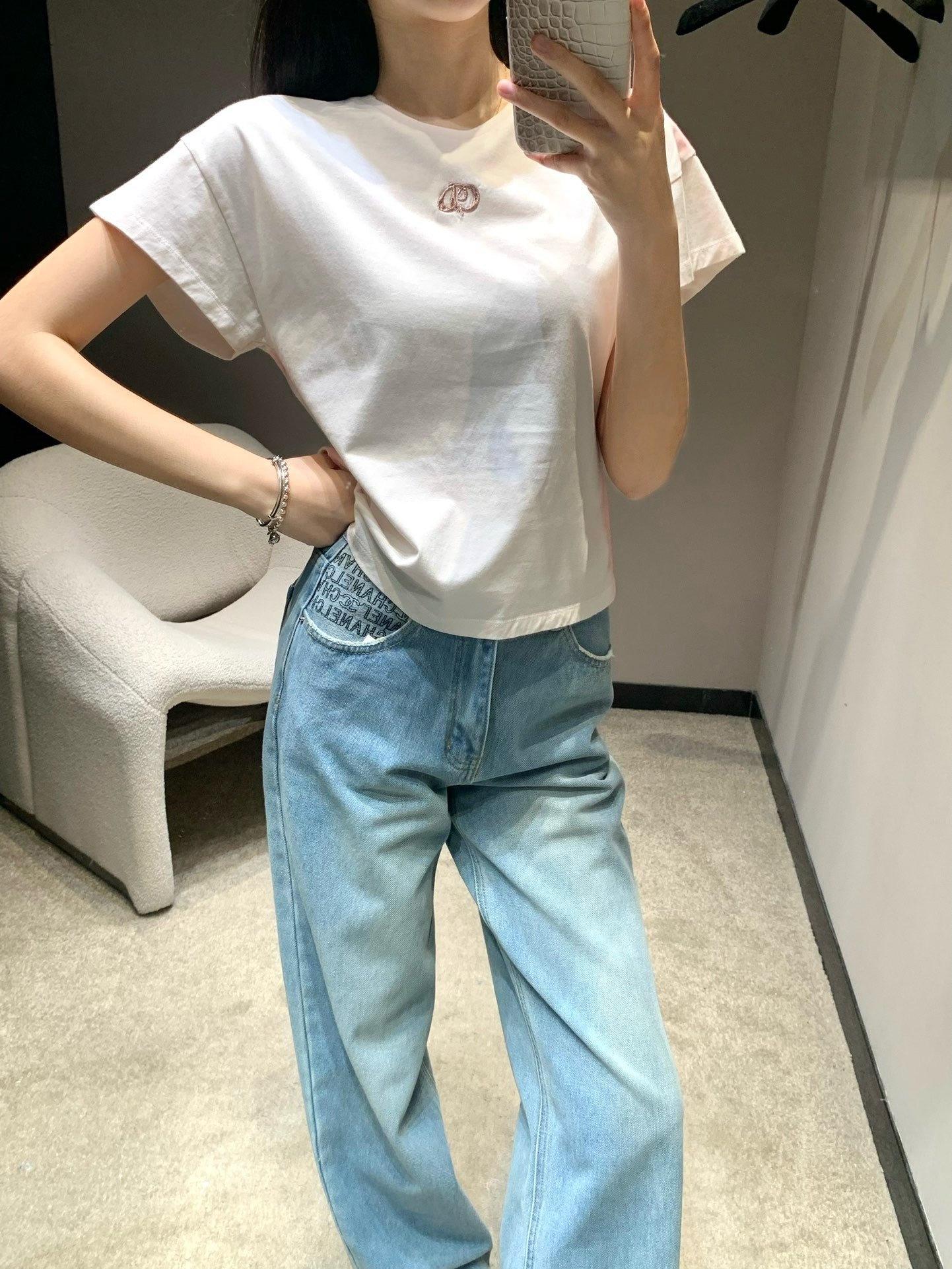 디올 / 레터링 자수 슬림 배색 티셔츠