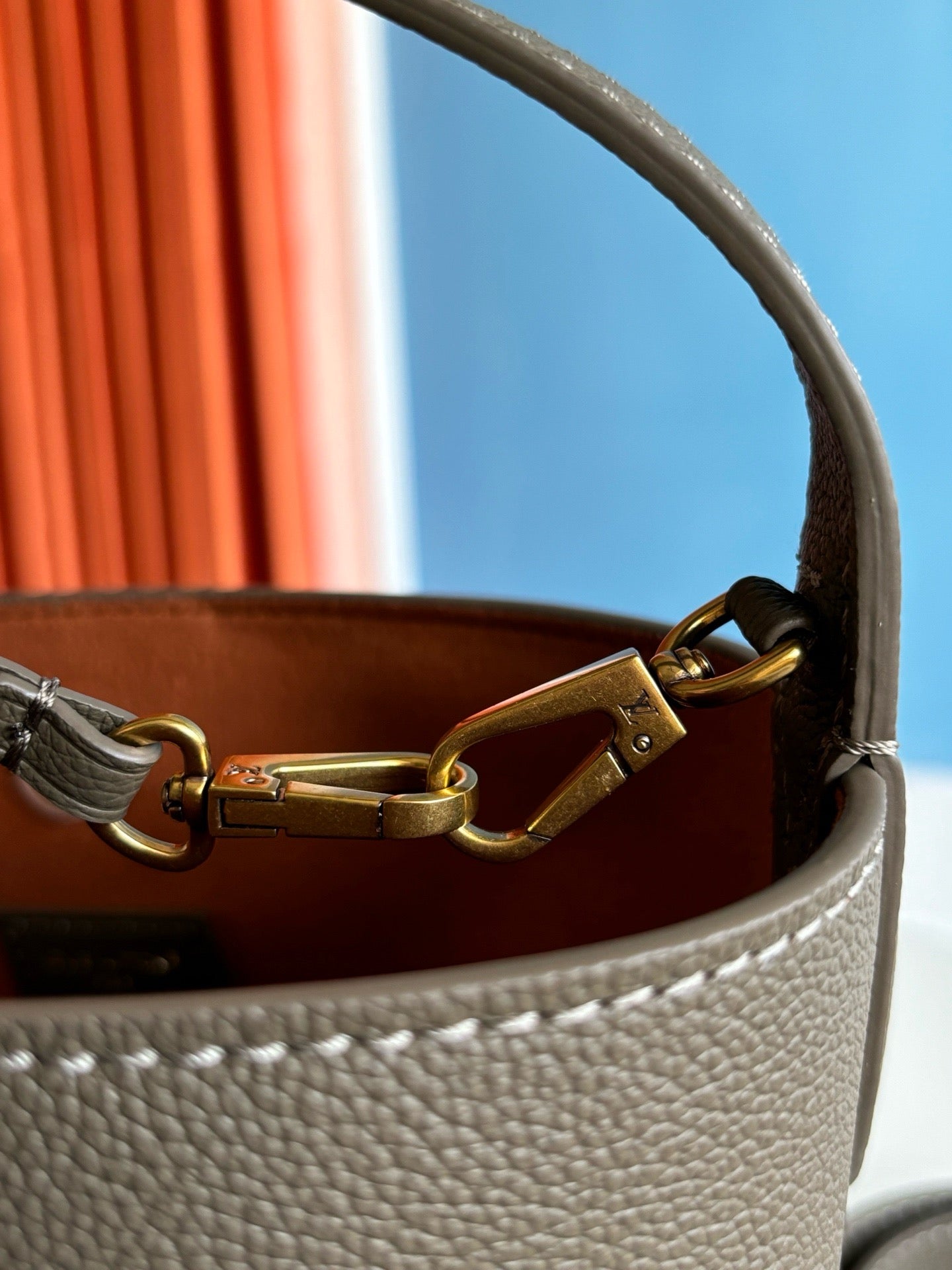 루이비통 / 로우 키 올 인 BB