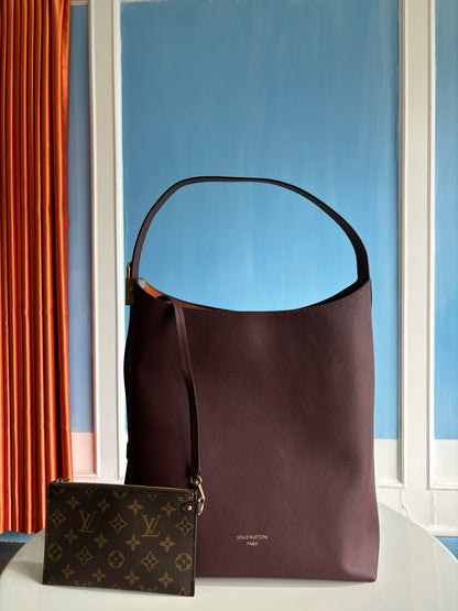 루이비통 / 로우 키 호보 MM