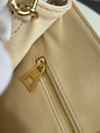 루이비통 / 온더고 PM