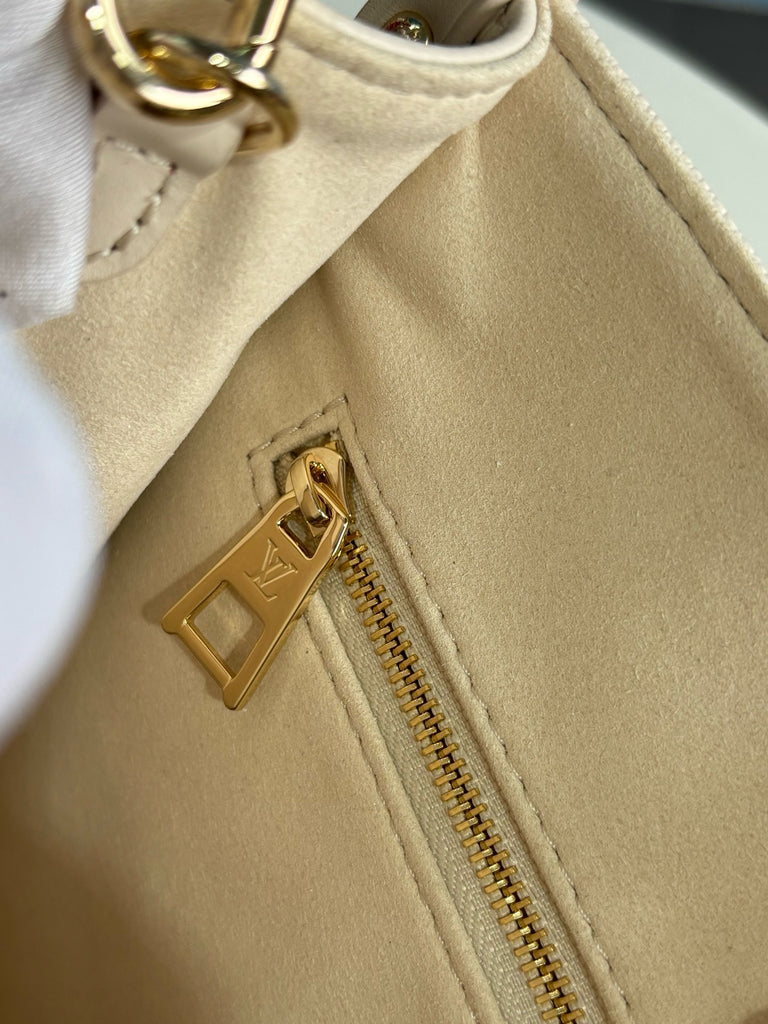 루이비통 / 온더고 PM