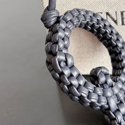 보테가 베네타 / 레터 Q 참