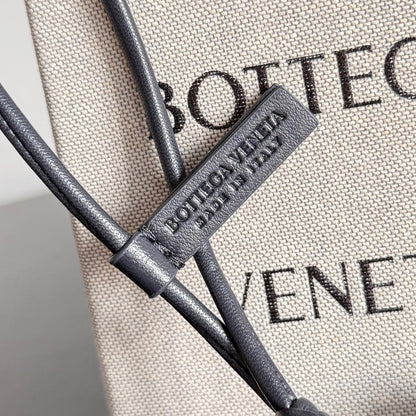 보테가 베네타 / 레터 W 참