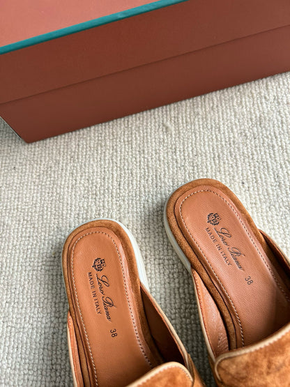 로로피아나 / 참스 워크 스웨이드 뮬