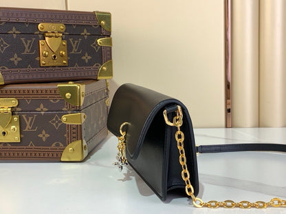 루이비통 / 월릿 온 체인 LV 블룸