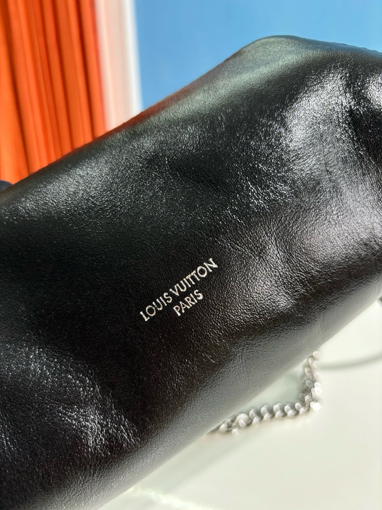 루이비통 / 포쉐트 바이브