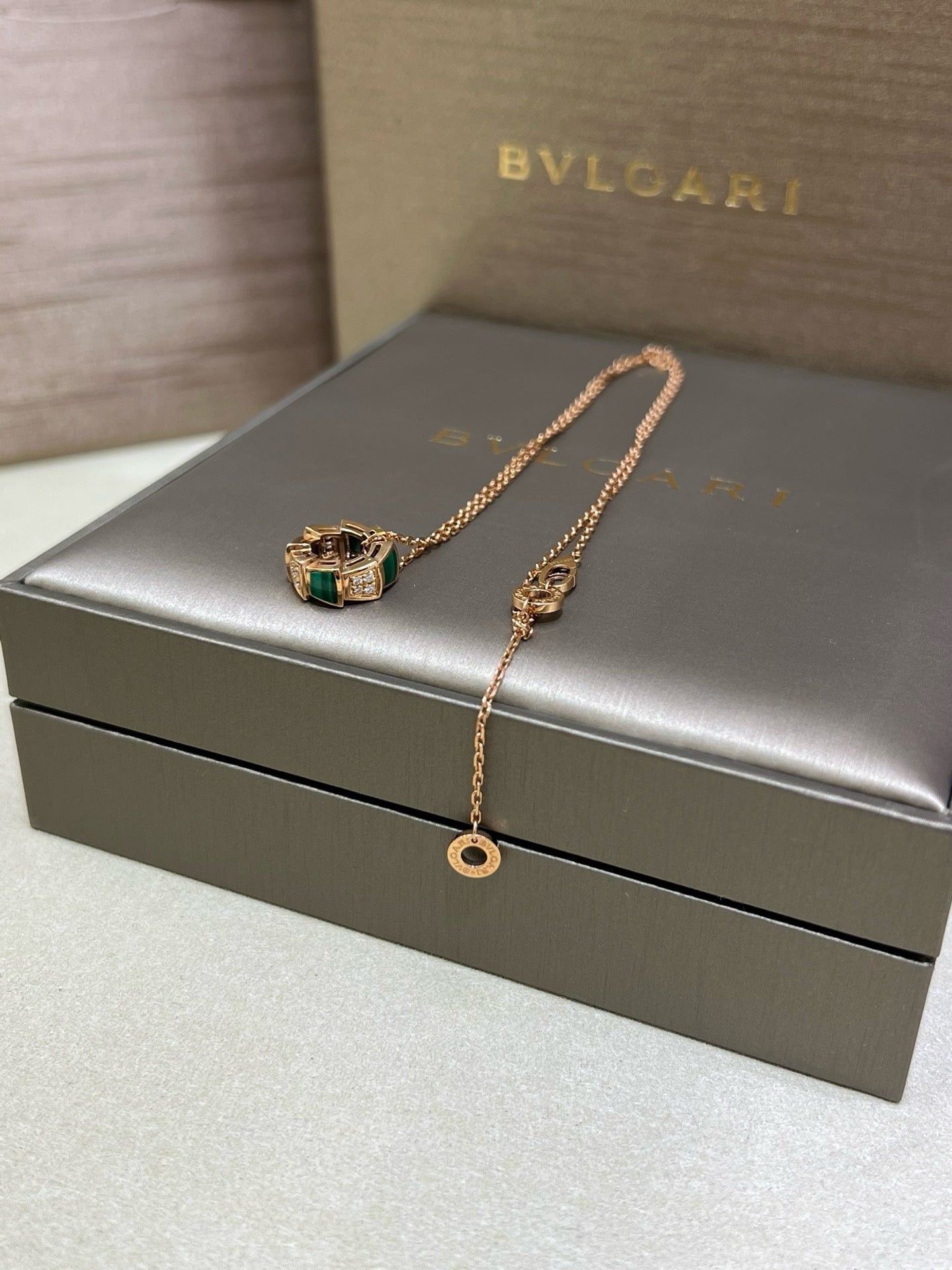 불가리 / 비제로원 네크리스 18K