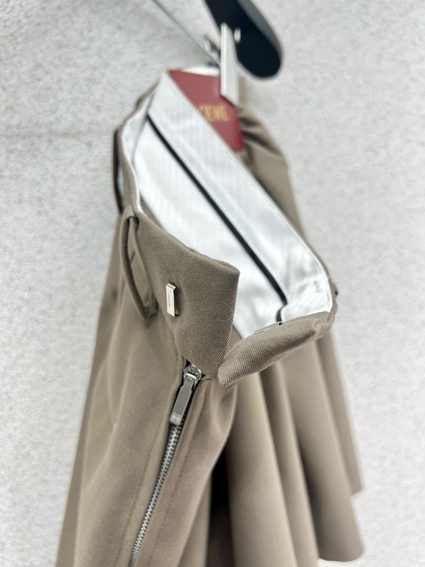 로에베 / 가죽 로고 미니스커트