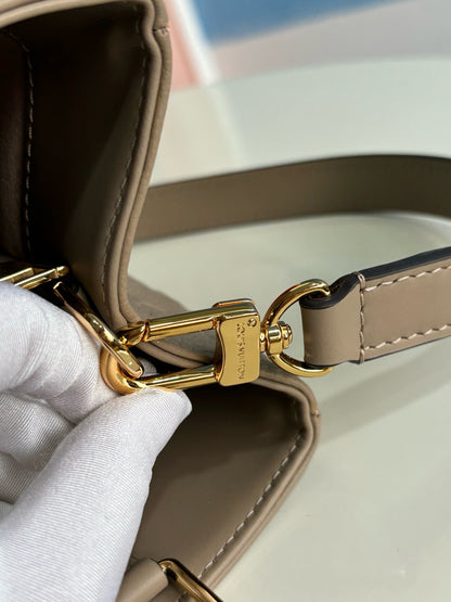 루이비통 / 애비뉴 PM