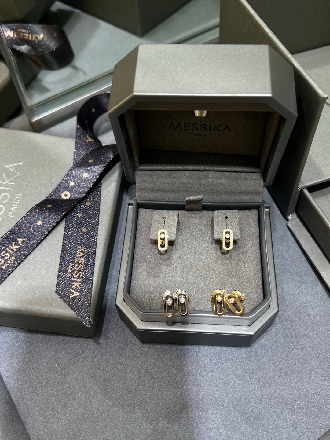 메시카 / 무브 우노 이어링 18K