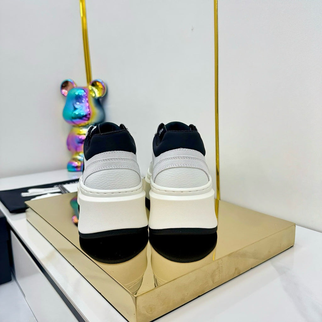 샤넬 / 스니커즈