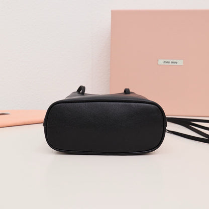 미우미우 / 나파 가죽 미니 백