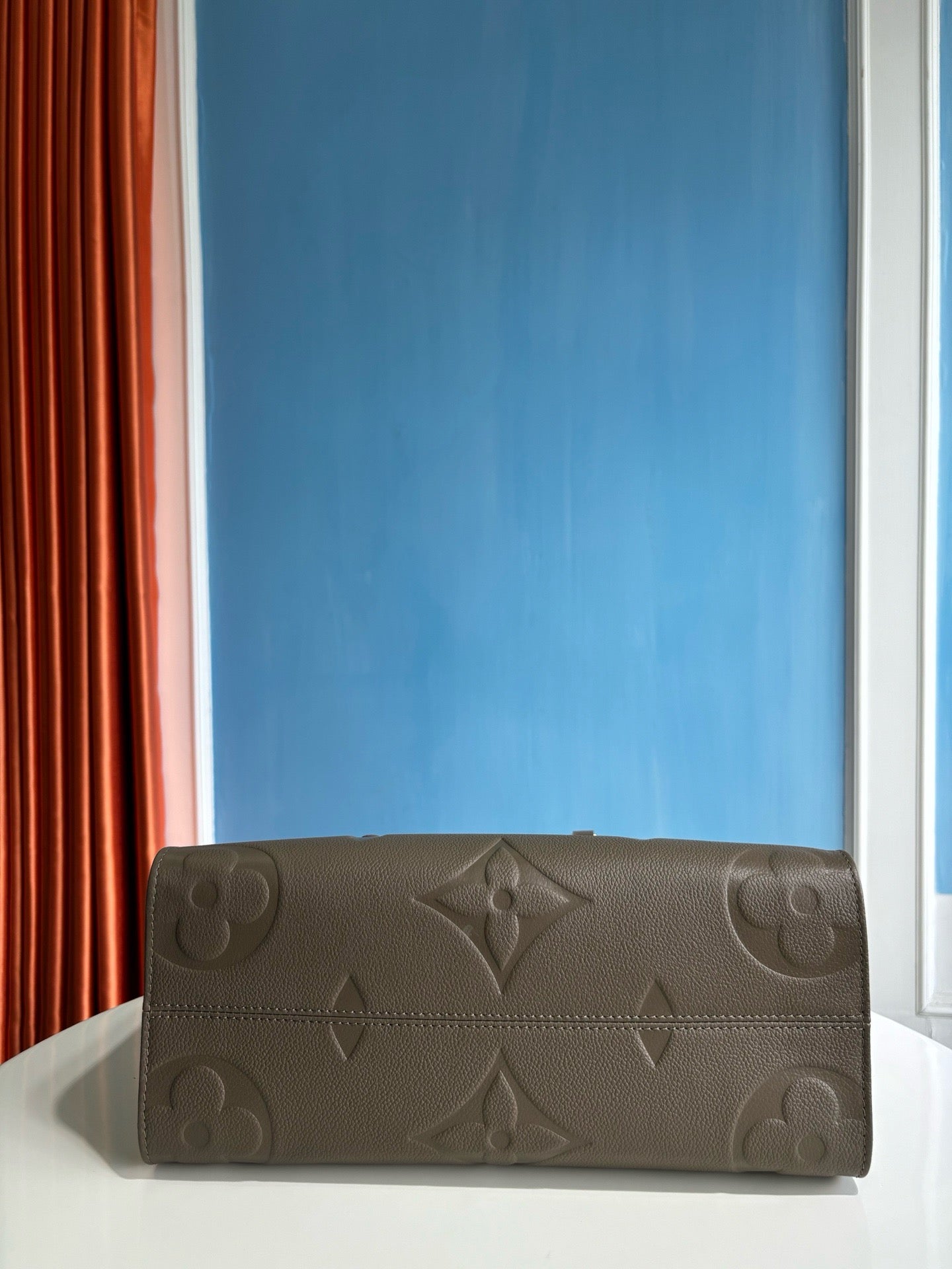 루이비통 / 온더고 MM