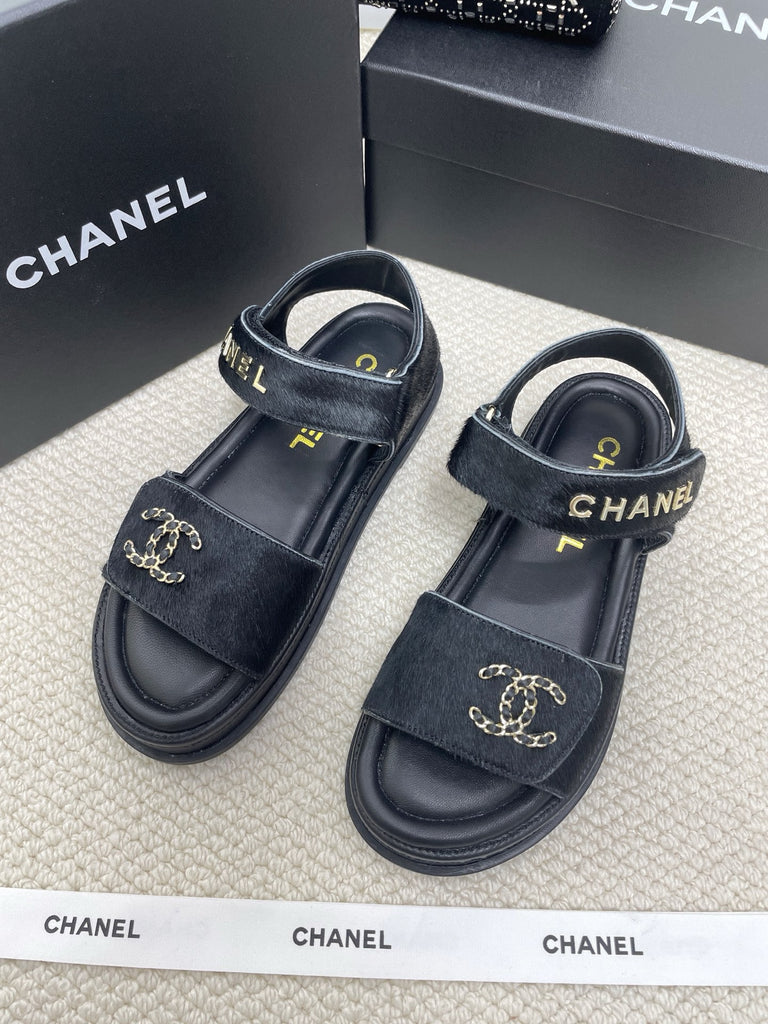 샤넬 / 레터링 벨크로 샌들 25SS