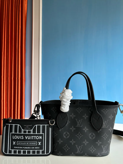 루이비통 / 네버풀 반둘리에 인사이드 아웃 BB