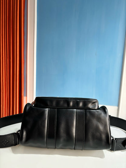 루이비통 / 키폴 카고 반둘리에 25