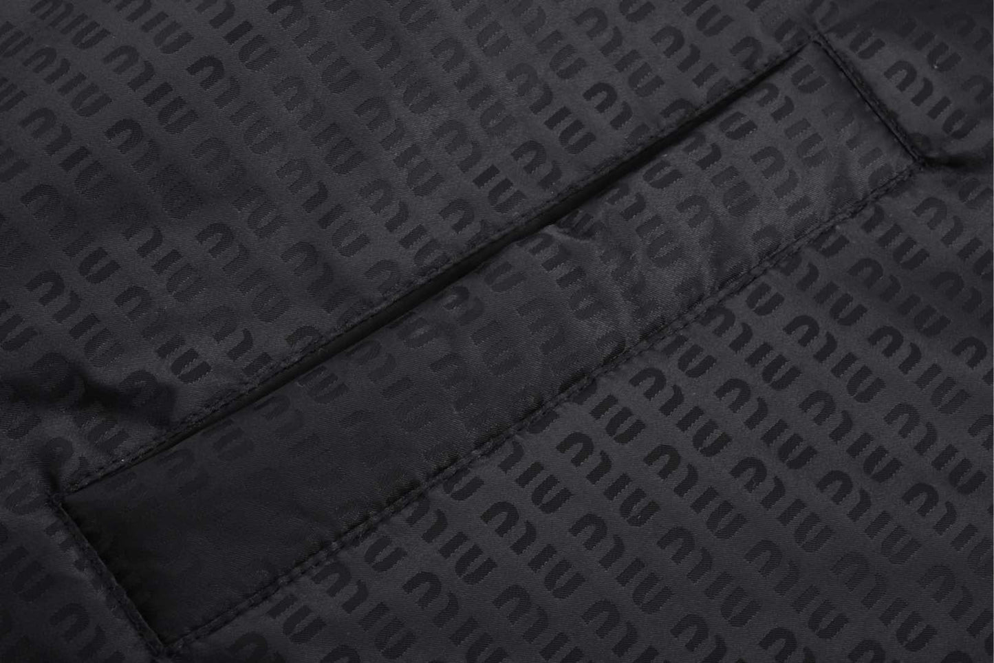 미우미우 / 시그니처 로고 프린팅 포켓 재킷