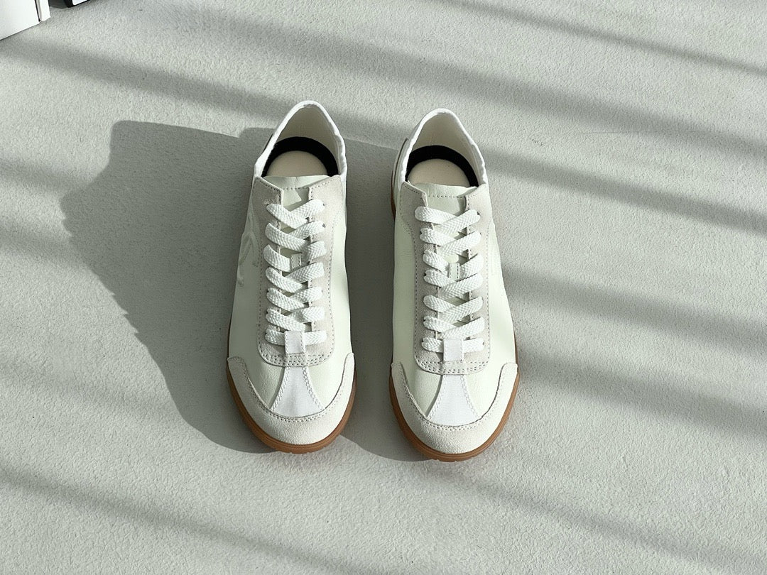 샤넬 / CC 로고 스니커즈 24FW