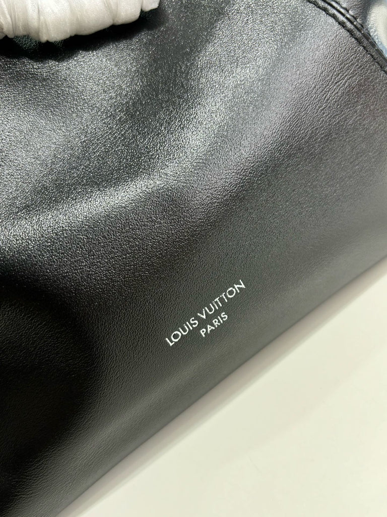 루이비통 / 오프 듀티 백팩 바이브