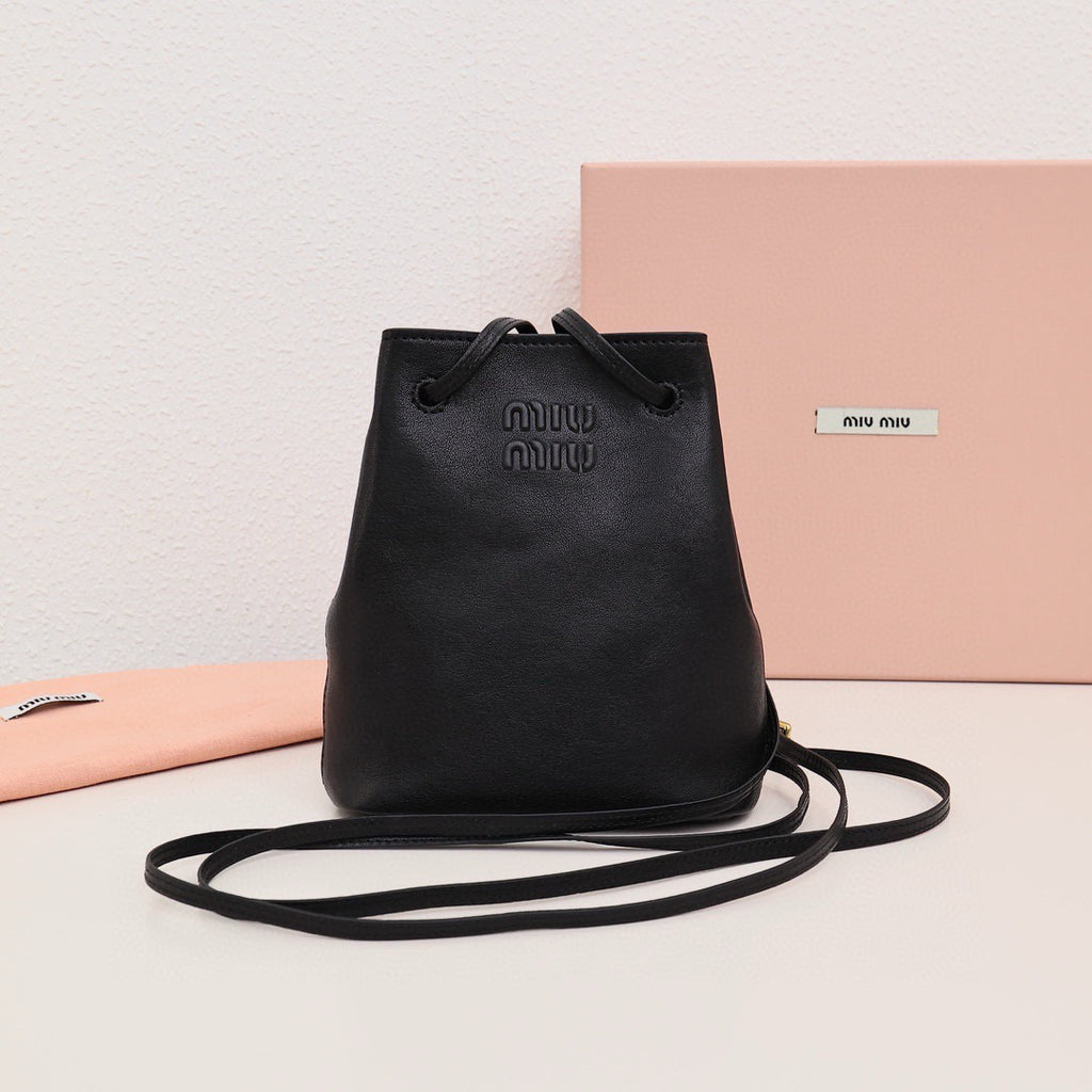 미우미우 / 나파 가죽 미니 백