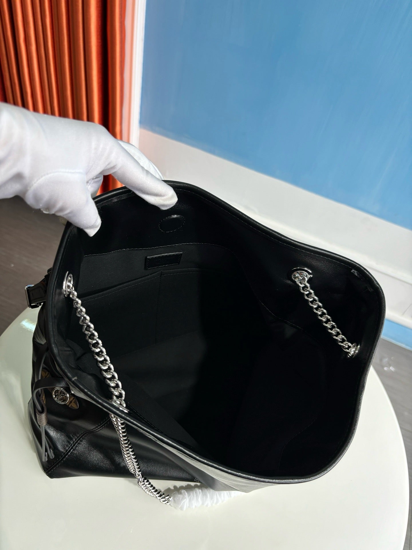 루이비통 / 오프 듀티 바이브 MM