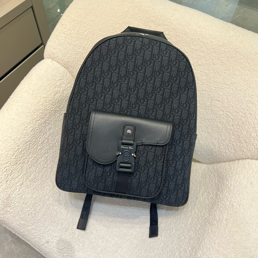 디올 / Saddle 지퍼 백팩