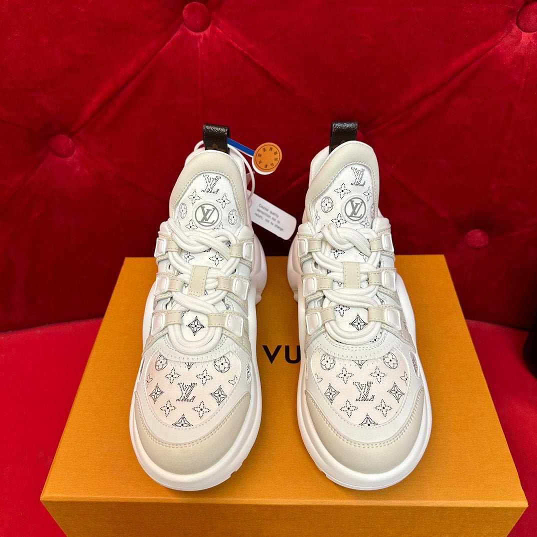 루이비통 / LV 아치라이트 스니커즈