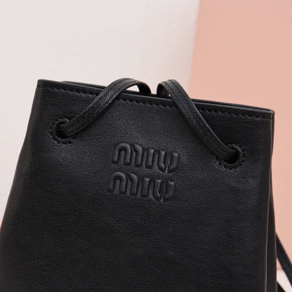 미우미우 / 나파 가죽 미니 백
