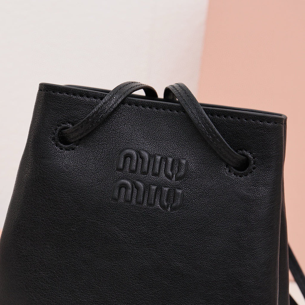 미우미우 / 나파 가죽 미니 백